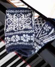 Arthur Mitts Pattern