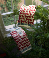 Dala Horse Mitts Pattern