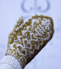 Larsdatter Mitten Pattern