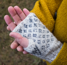Oldatter Mitts Pattern