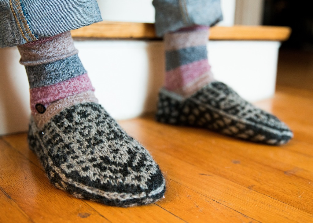 Peder Slippers Pattern