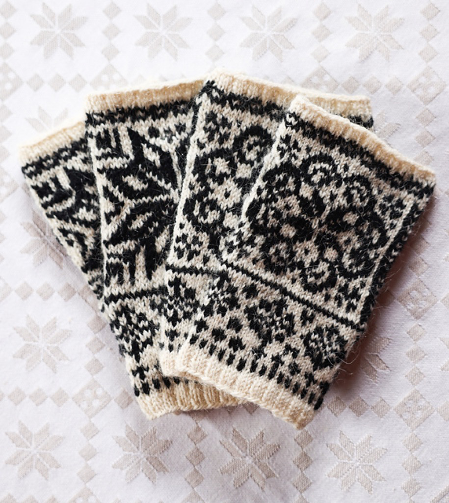 Randi & Kjell Mitts Pattern